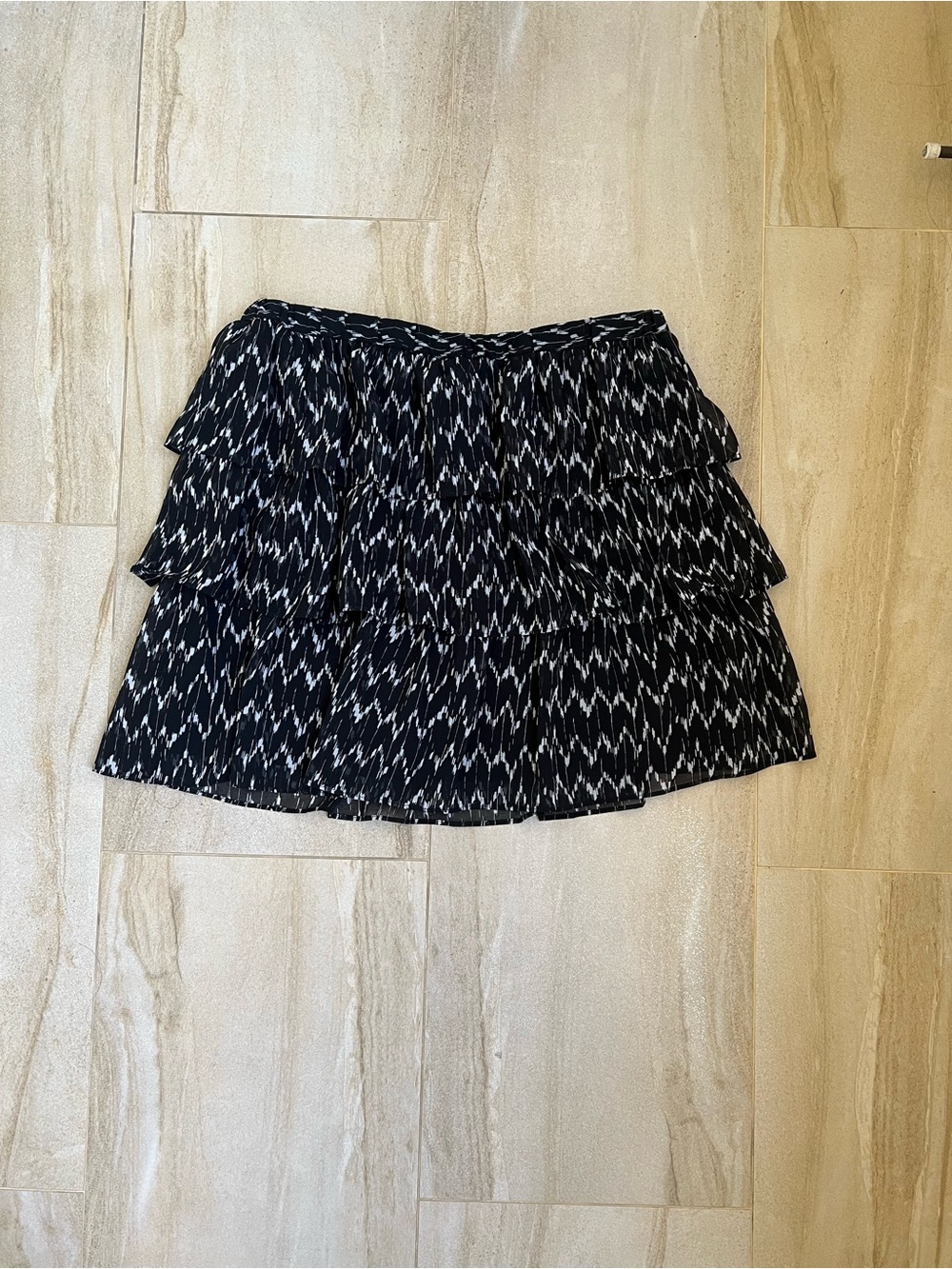 GAP Black & White Tiered Ruffle Mini Skirt